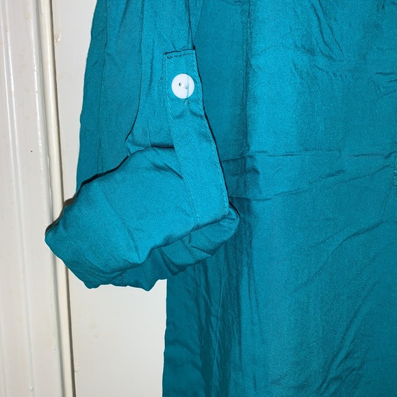 Turquoise lightweight top - Picture 4 of 5